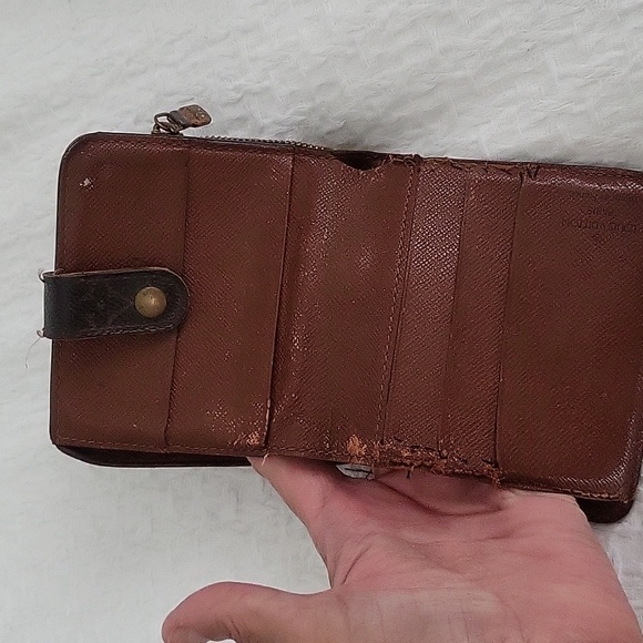 Lv wallet - Picture 3 of 5